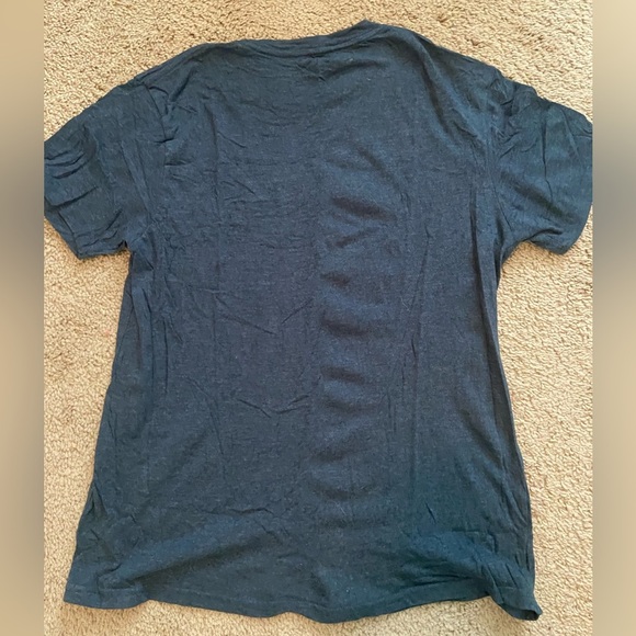 T shirt - Picture 2 of 2